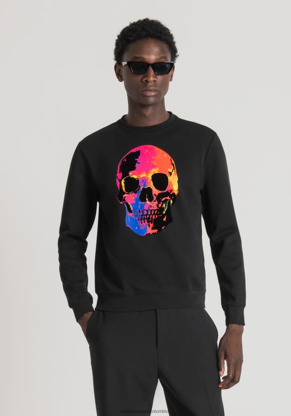 ropa hombres negro 24JL2B68 Sudadera regular fit en tejido de mezcla de algodón con estampado de calaveras multicolor Antony Morato